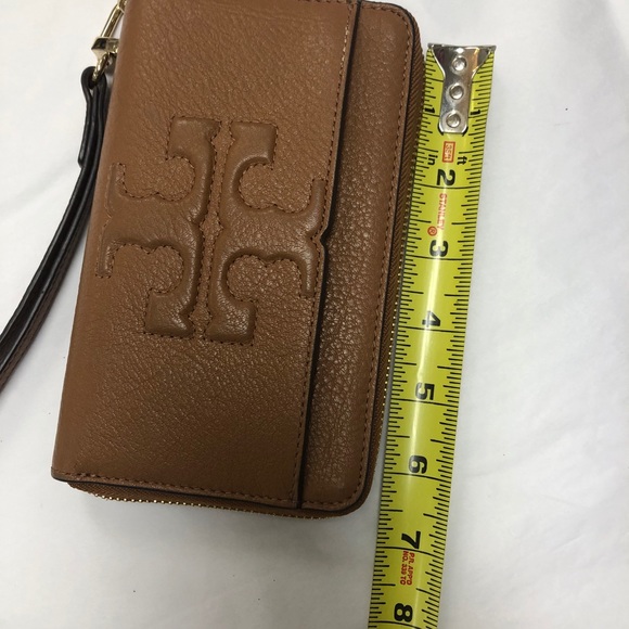 SOLD ❤️TORY BURCH Dark Tan Leather Zip Wallet - Picture 4 of 8